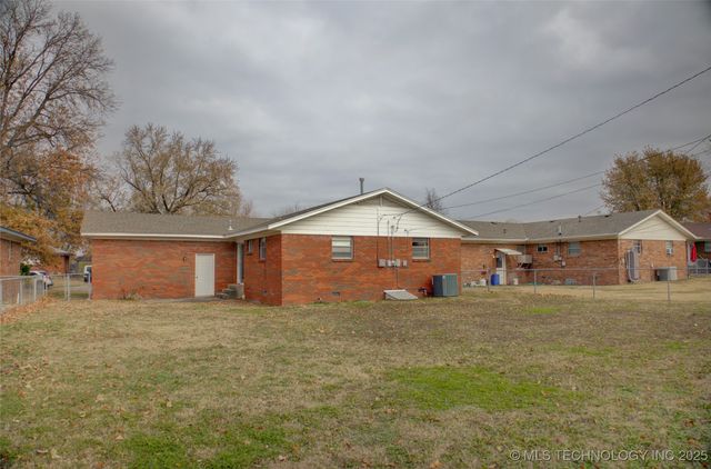 9740 E 3rd Street, Tulsa, OK 74128