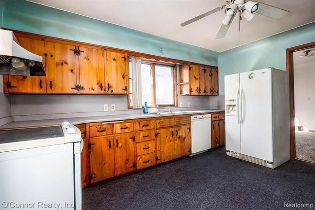 1022 17th Street, Port Huron, MI 48060