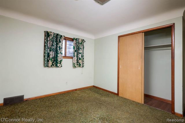 1022 17th Street, Port Huron, MI 48060