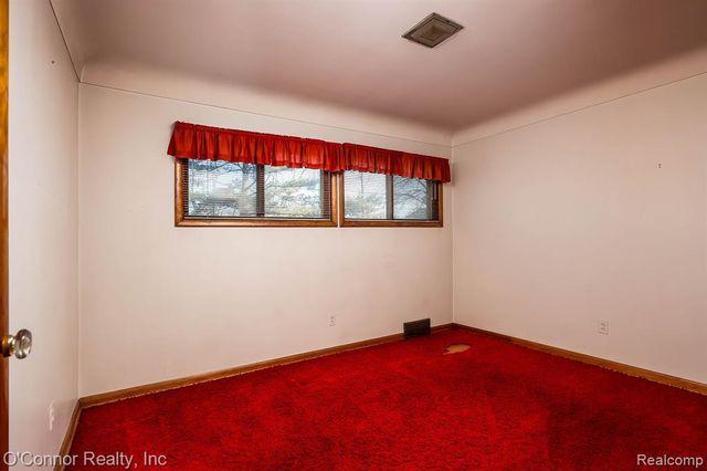 1022 17th Street, Port Huron, MI 48060