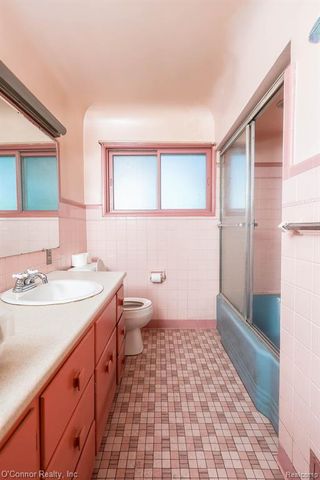 1022 17th Street, Port Huron, MI 48060