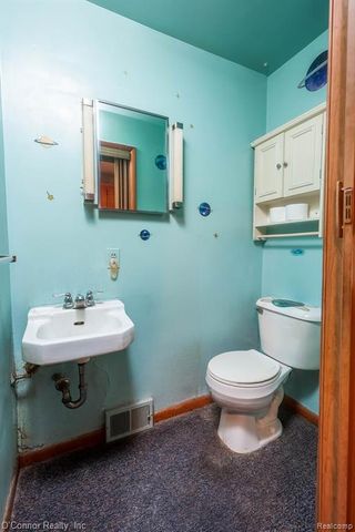 1022 17th Street, Port Huron, MI 48060