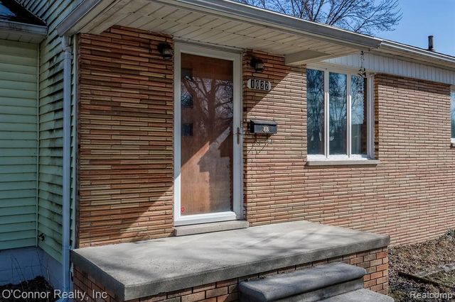 1022 17th Street, Port Huron, MI 48060