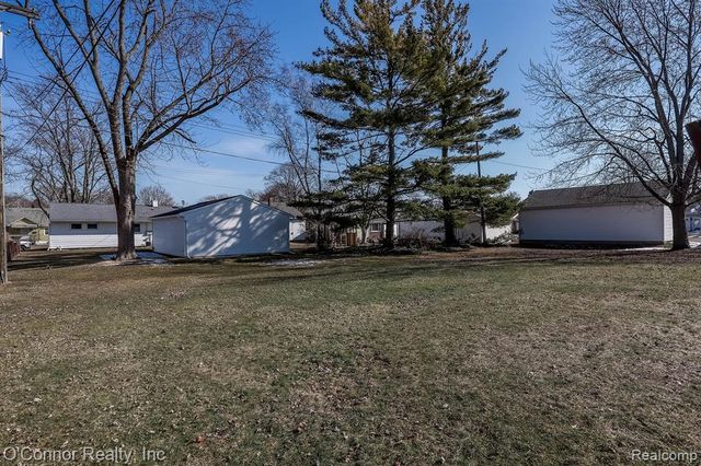 1022 17th Street, Port Huron, MI 48060