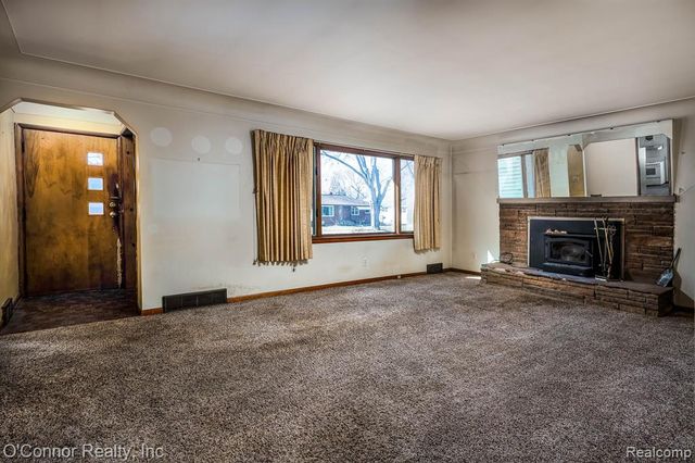 1022 17th Street, Port Huron, MI 48060