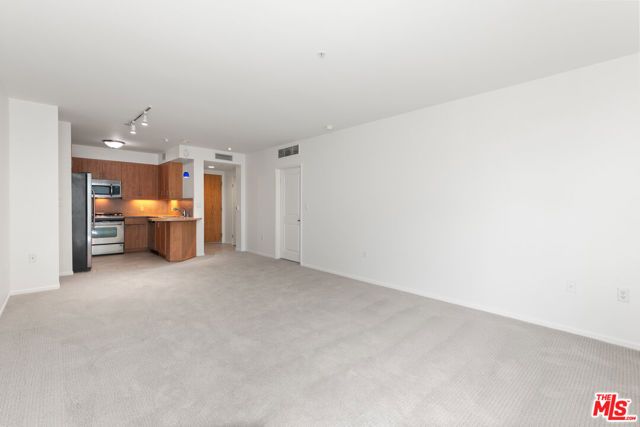 267 S San Pedro Street 221, Los Angeles, CA 90012