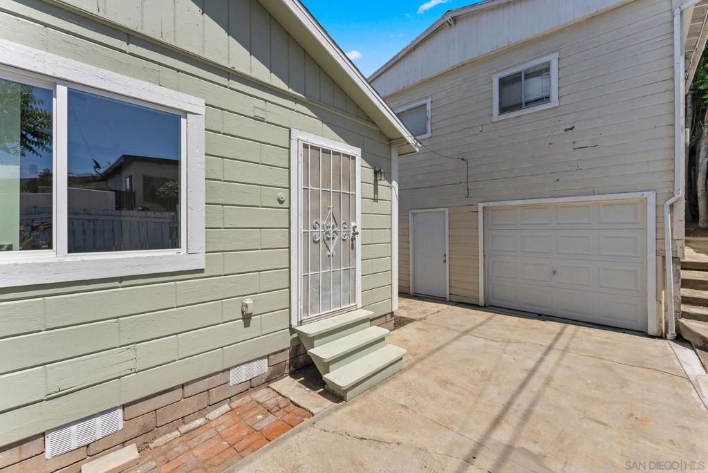 Image 17 of property listing at 5321 Santa Margarita, San Diego, CA 92114