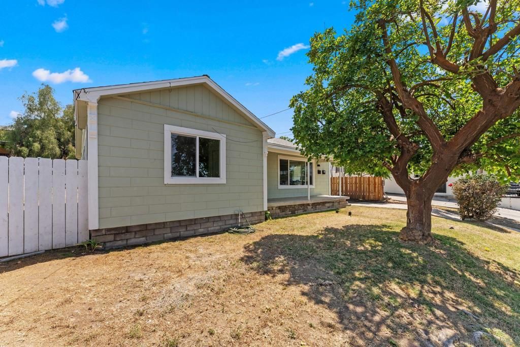 Image 19 of property listing at 5321 Santa Margarita, San Diego, CA 92114