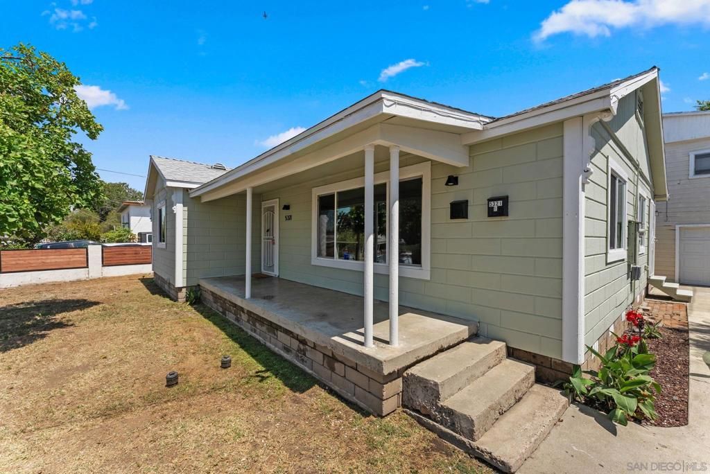 Image 2 of property listing at 5321 Santa Margarita, San Diego, CA 92114