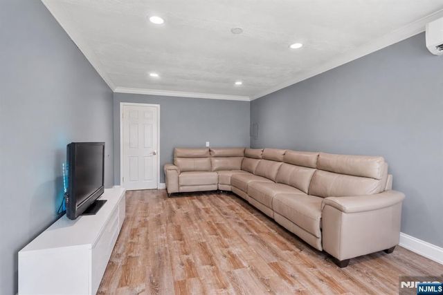 16 Adrian Street, Pompton Lakes, NJ 07442