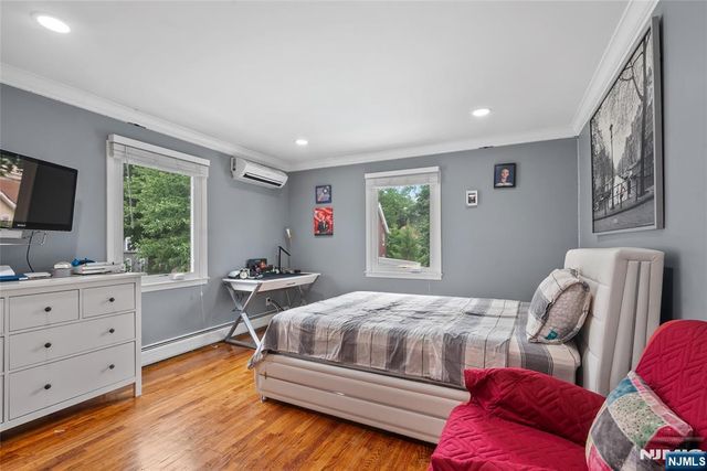 16 Adrian Street, Pompton Lakes, NJ 07442