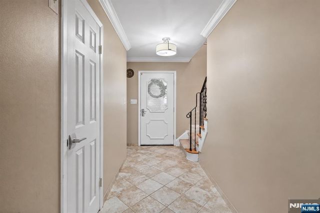 16 Adrian Street, Pompton Lakes, NJ 07442