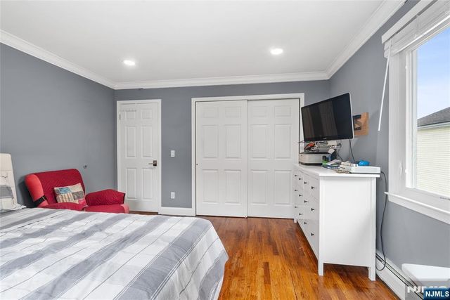 16 Adrian Street, Pompton Lakes, NJ 07442