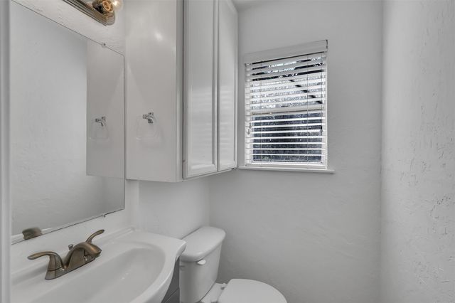 29806 Lazy Lane, Spring, TX 77386