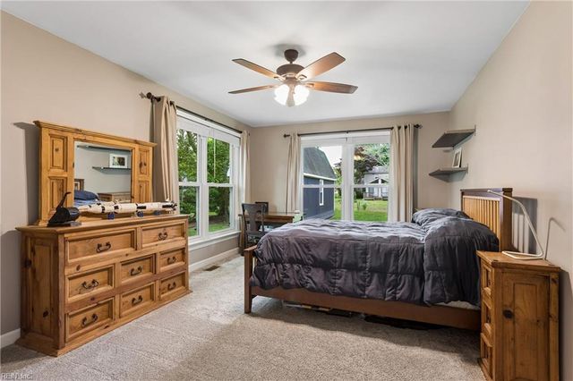 124 Camelot CRES, Yorktown, VA 23693