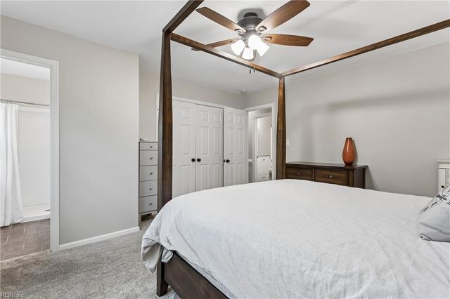 124 Camelot CRES, Yorktown, VA 23693