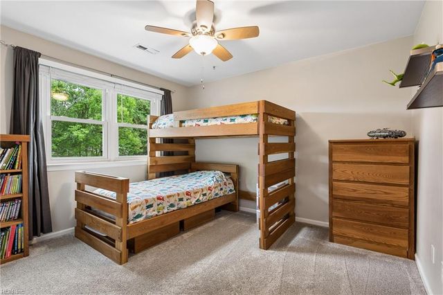 124 Camelot CRES, Yorktown, VA 23693