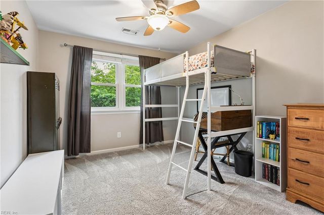 124 Camelot CRES, Yorktown, VA 23693