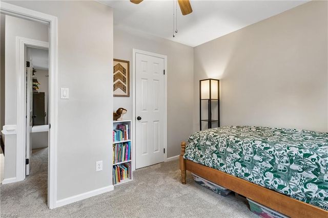 124 Camelot CRES, Yorktown, VA 23693