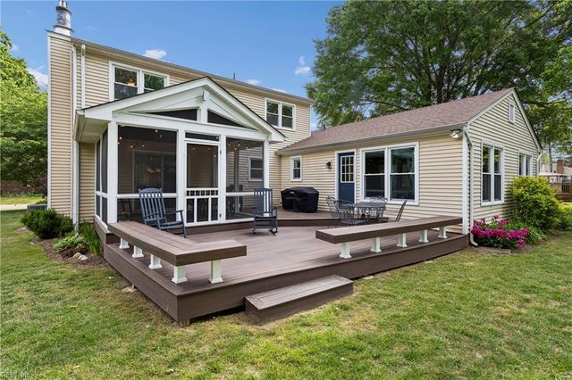 124 Camelot CRES, Yorktown, VA 23693