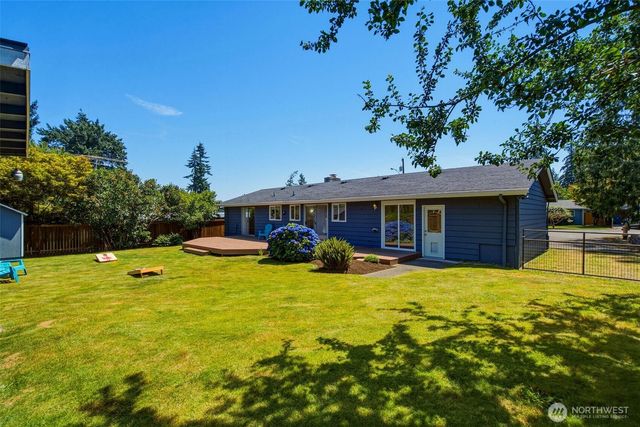 105 161st Street SE, Bothell, WA 98012