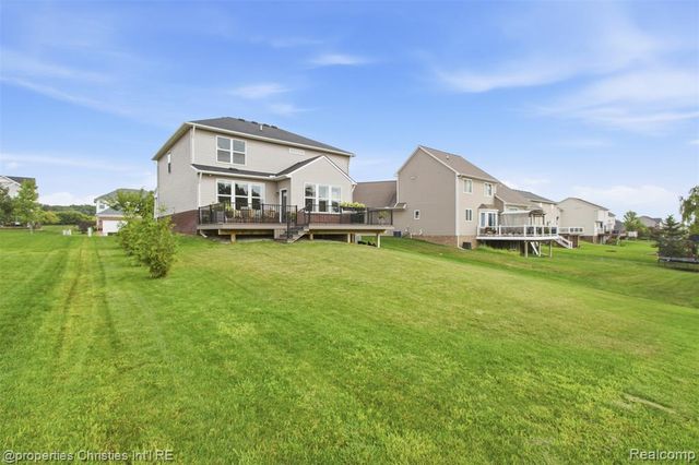 57909 Cider Mill Drive, New Hudson, MI 48165