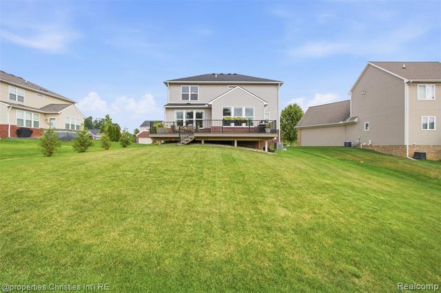 57909 Cider Mill Drive, New Hudson, MI 48165