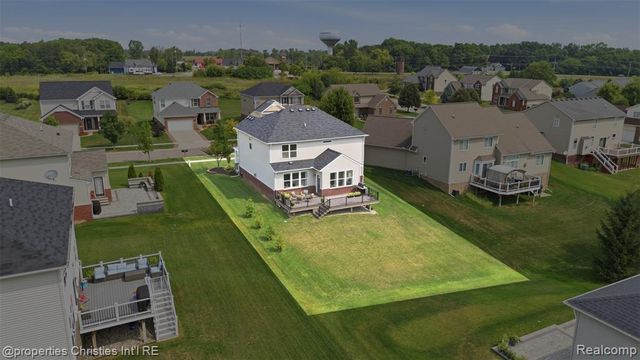 57909 Cider Mill Drive, New Hudson, MI 48165