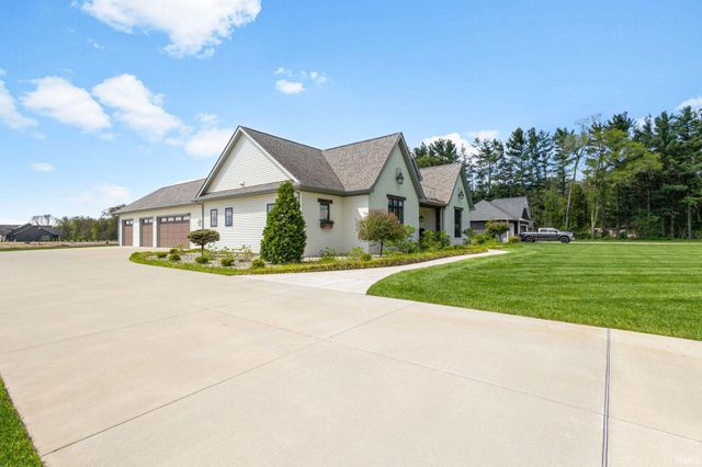 10700 Adams Road, Granger, IN 46530