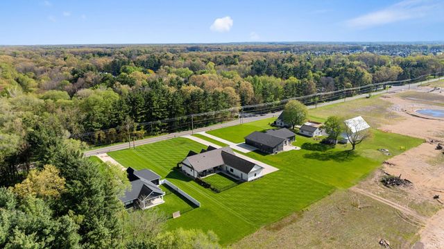10700 Adams Road, Granger, IN 46530