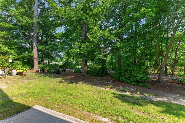 504 Sawgrass LN, Portsmouth, VA 23703