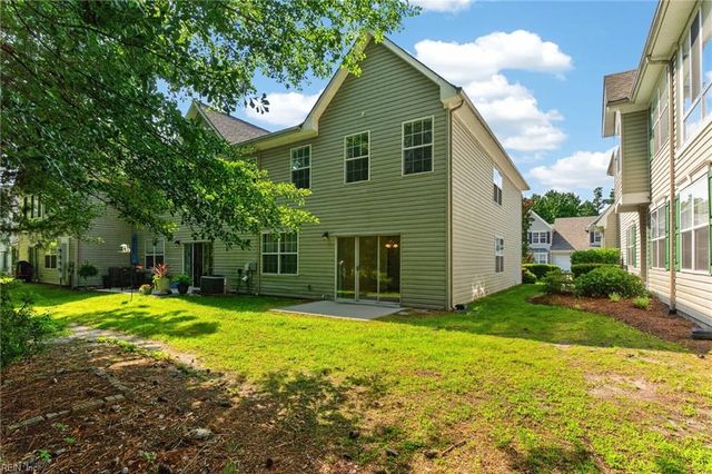 504 Sawgrass LN, Portsmouth, VA 23703