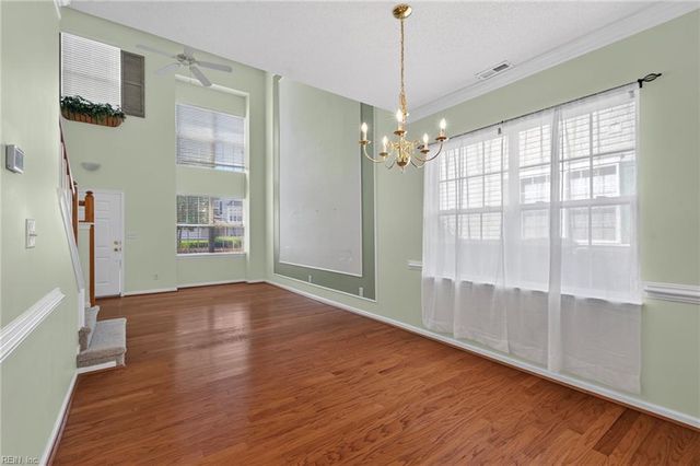 504 Sawgrass LN, Portsmouth, VA 23703