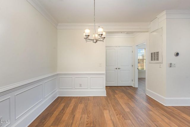 501 Finsbury 207, Durham, NC 27703