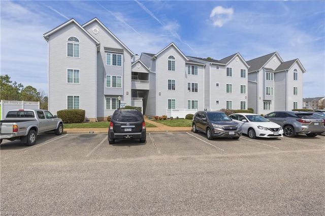 226 Island Cove CT C, Hampton, VA 23669