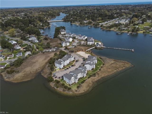 226 Island Cove CT C, Hampton, VA 23669