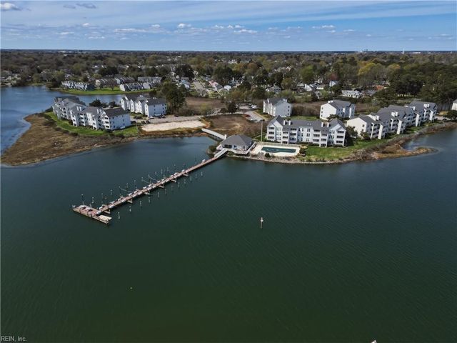 226 Island Cove CT C, Hampton, VA 23669