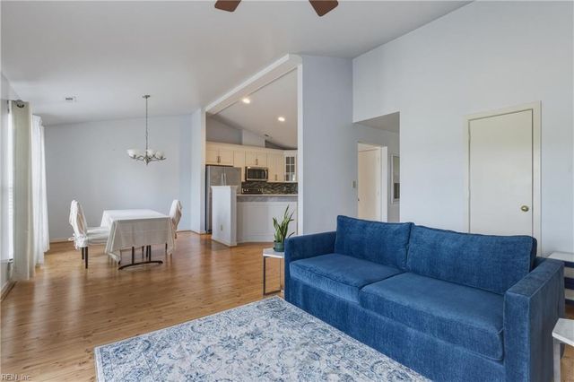 226 Island Cove CT C, Hampton, VA 23669