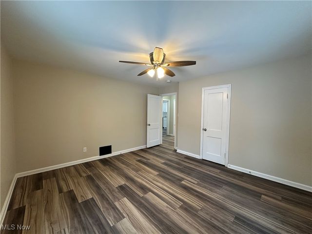 4340 Helena Avenue, Youngstown, OH 44512