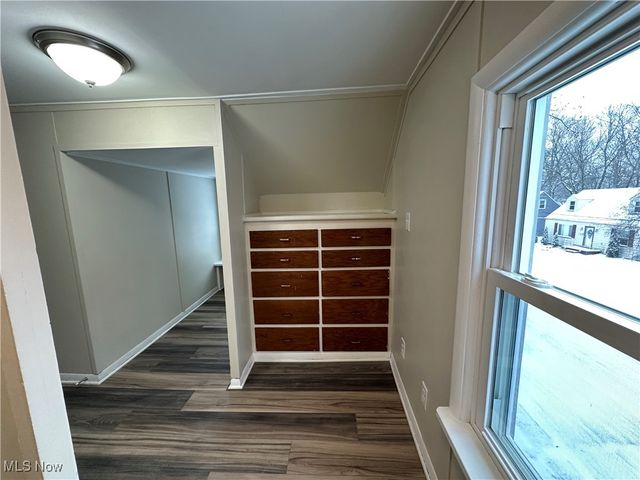 4340 Helena Avenue, Youngstown, OH 44512