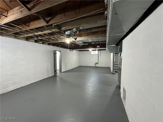 4340 Helena Avenue, Youngstown, OH 44512