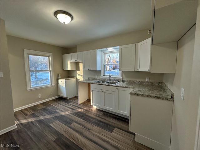 4340 Helena Avenue, Youngstown, OH 44512