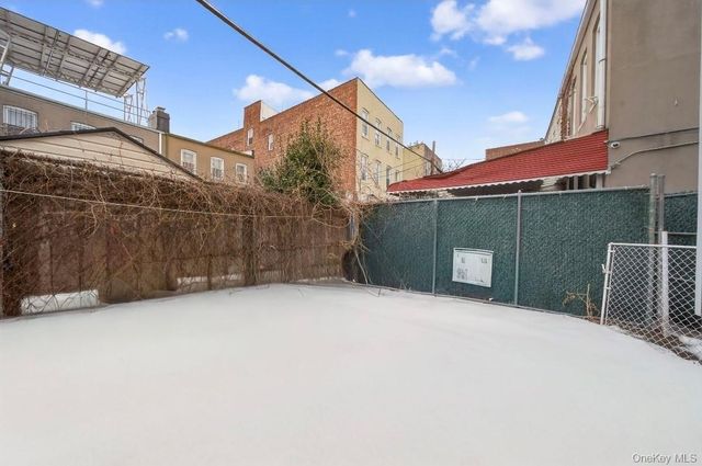 452 E 46th Street 4, Brooklyn, NY 11203