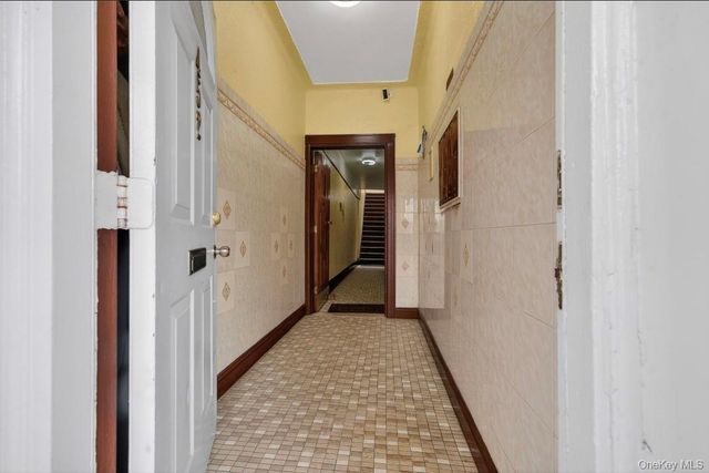 452 E 46th Street 4, Brooklyn, NY 11203