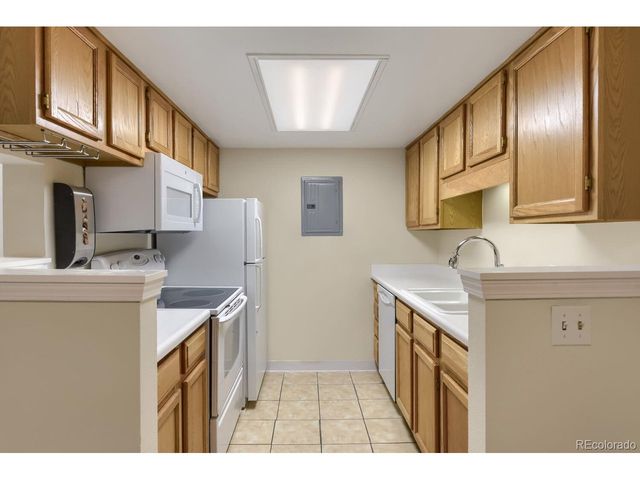 4400 S Quebec St N206, Denver, CO 80237