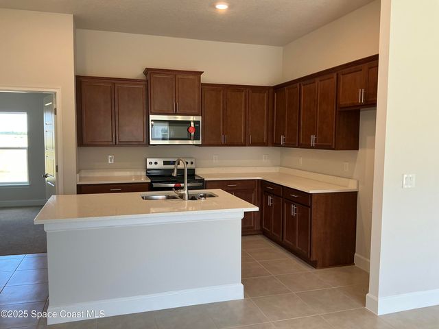 1128 Soleway Avenue NW, Palm Bay, FL 32907