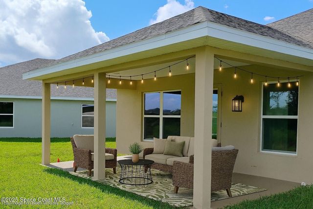 1128 Soleway Avenue NW, Palm Bay, FL 32907