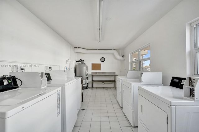 1901 S Ocean Dr 601, Hollywood, FL 33019