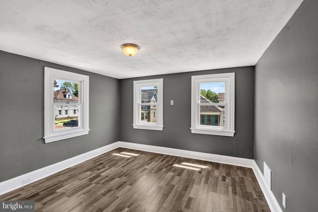 97 CHESTNUT ST, Salem, NJ 08079