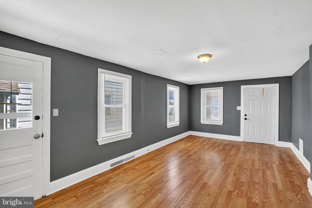 97 CHESTNUT ST, Salem, NJ 08079